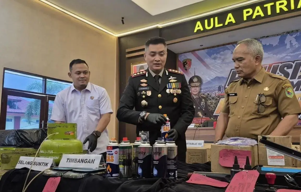 suspect-arrested-for-misusing-3763-subsidized-3-kg-lpg-in-bandung