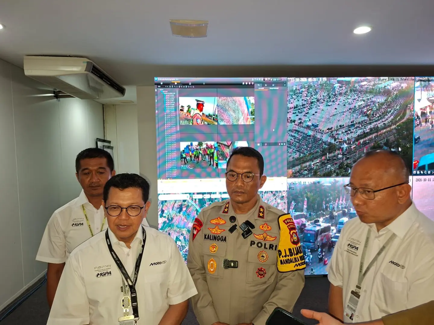 west-nusa-tenggara-police-secure-157000-spectators-at-mandalika-motogp