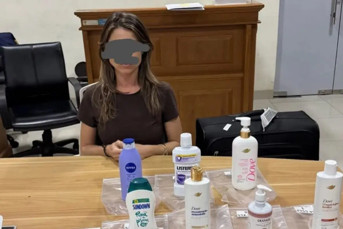 a-brazilian-woman-arrested-for-smuggling-36-kg-of-liquid-cocaine-to-bali