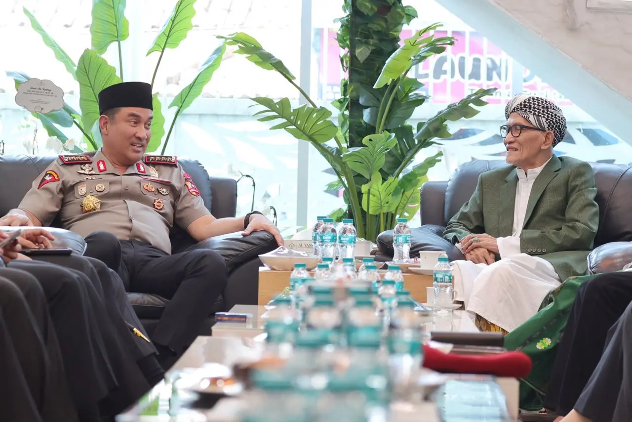 inp-meets-nahdlatul-ulama-council-leader-in-surabaya-to-reinforce-police-ulama-synergy