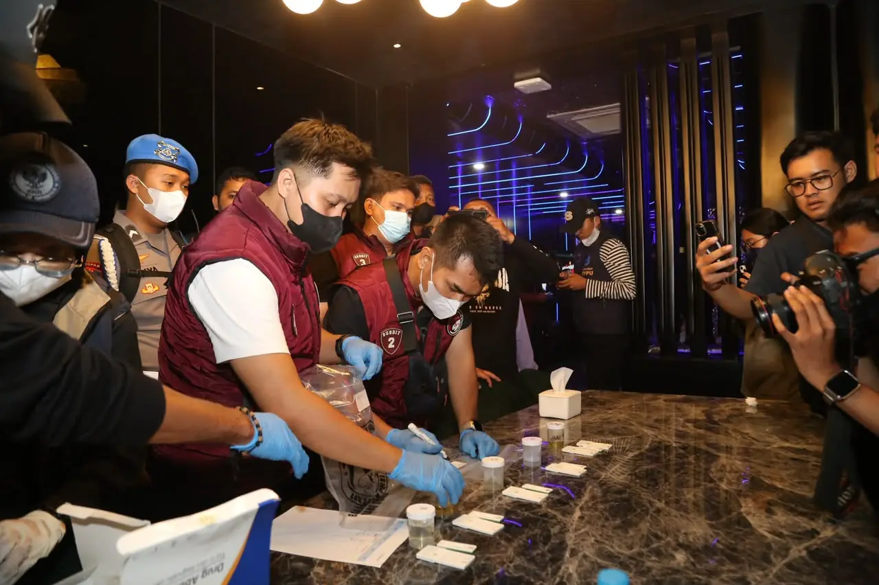 INP and BNN Deploy 462 Officers to Raid Nightclubs in Jakarta and Tangerang