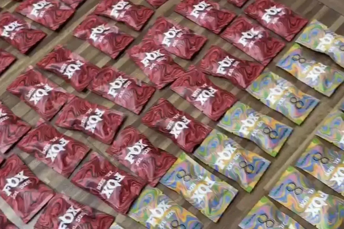 police-to-hunt-down-a-chinese-national-for-smuggling-etomidate-worth-idr-28-billion-in-pik-1
