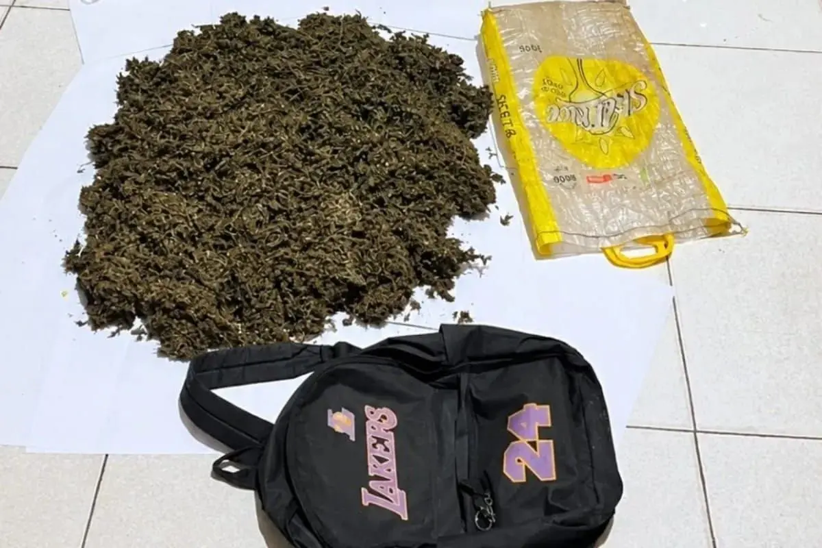 the-smuggling-of-4-kg-of-meth-thwarted-courier-promised-for-a-fee-of-idr-5-million