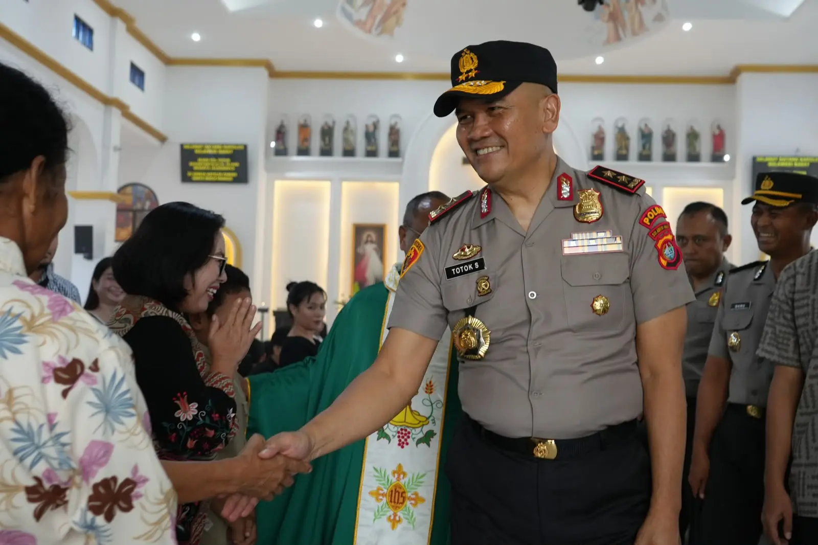 South Kalimantan Police Chief Holds Sunday Outreach Event at Banjarbaru Church