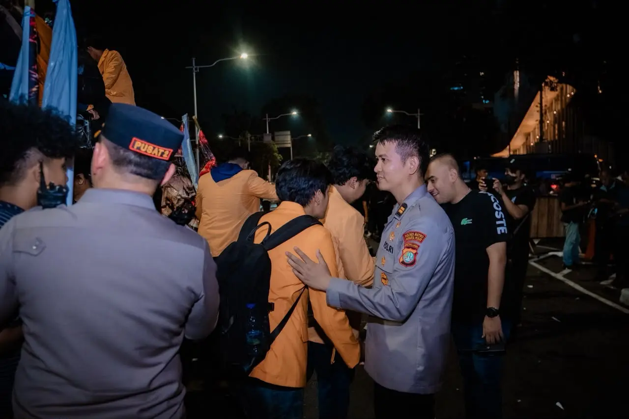 protest-in-jakarta-goes-accordingly-police-appreciates-all-parties-involved