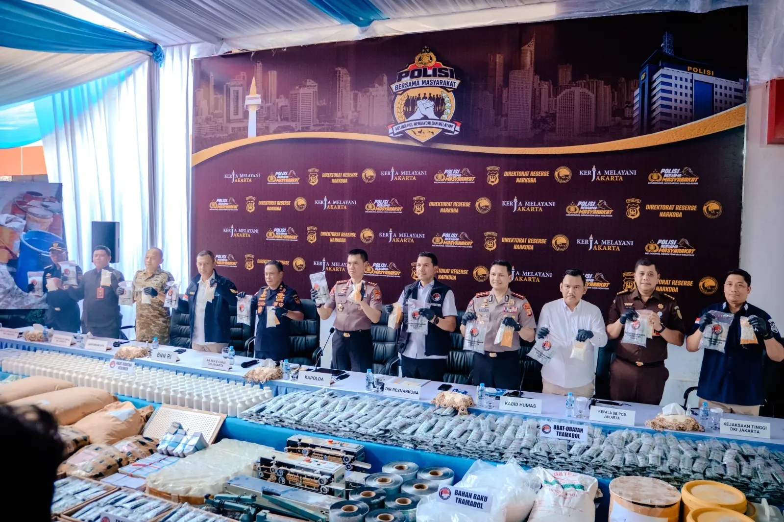 illegal-hard-drugs-lab-in-sukoharjo-busted-seven-million-pills-seized