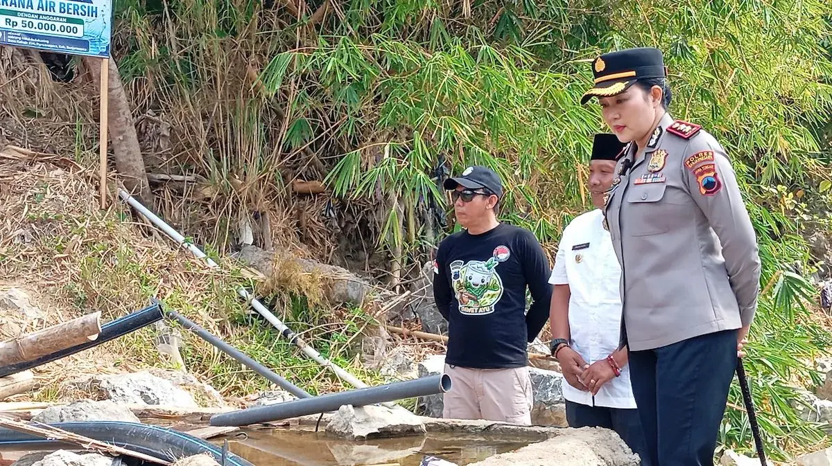 banjarnegara-police-build-borehole-well-to-tackle-water-crisis-in-kaliajir