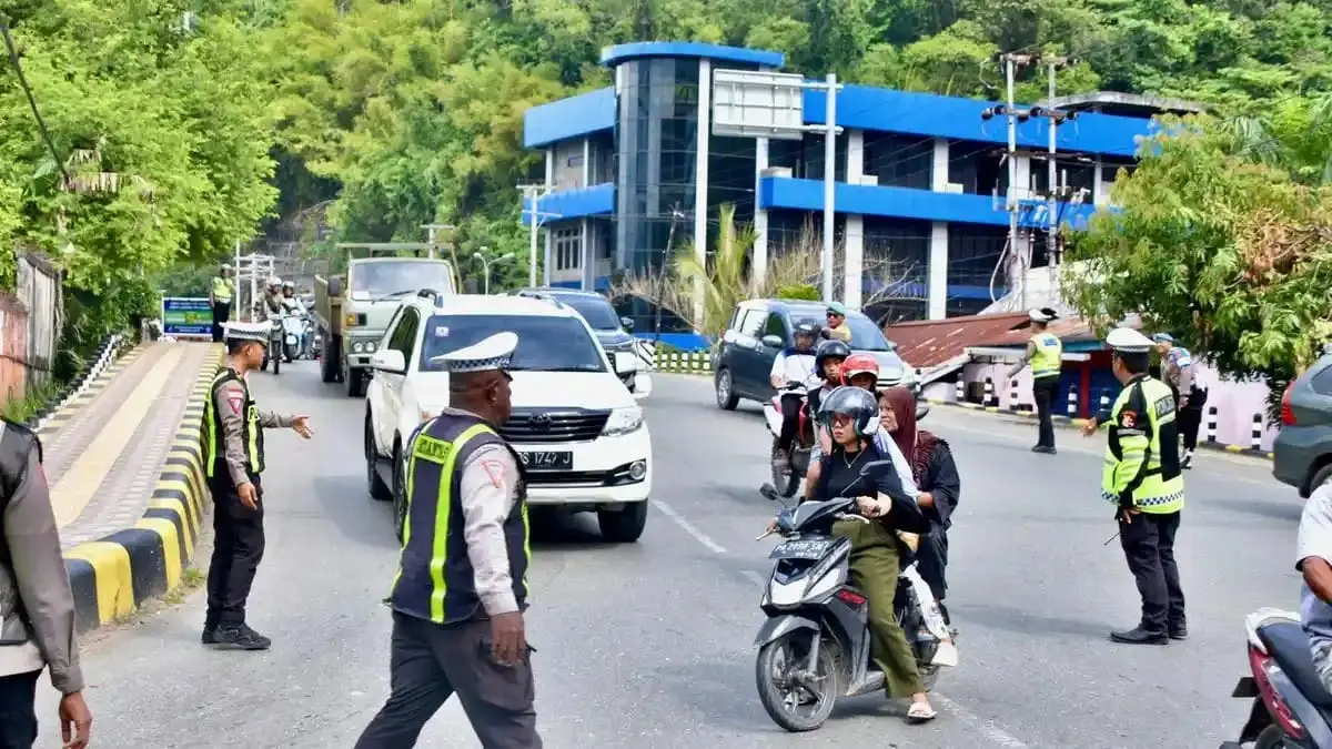 papua-police-launch-operation-patuh-cartenz-2026-targeting-eight-traffic-violations