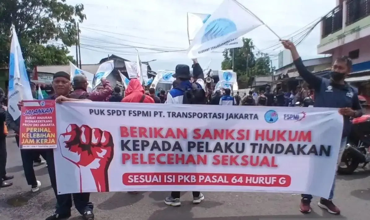 outrage-as-three-transjakarta-employees-sexually-harassed-by-supervisors-victims-to-file-police-report