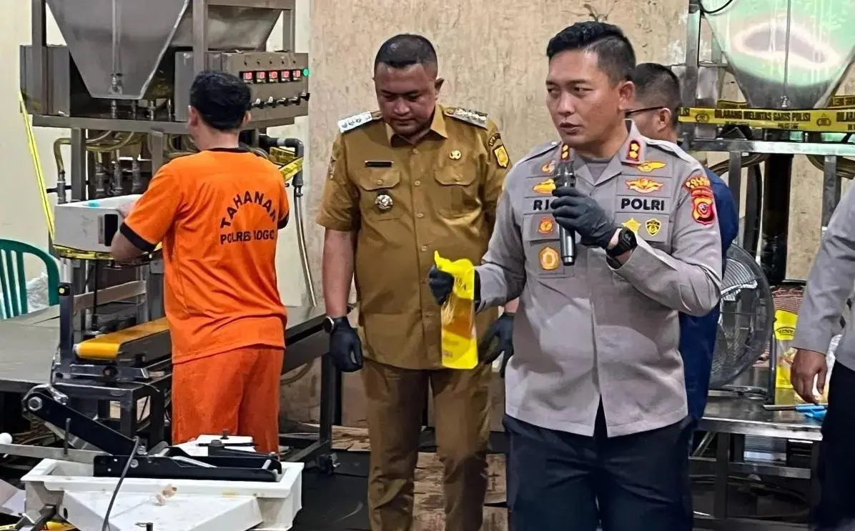 bogor-police-bust-counterfeit-minyakita-operation