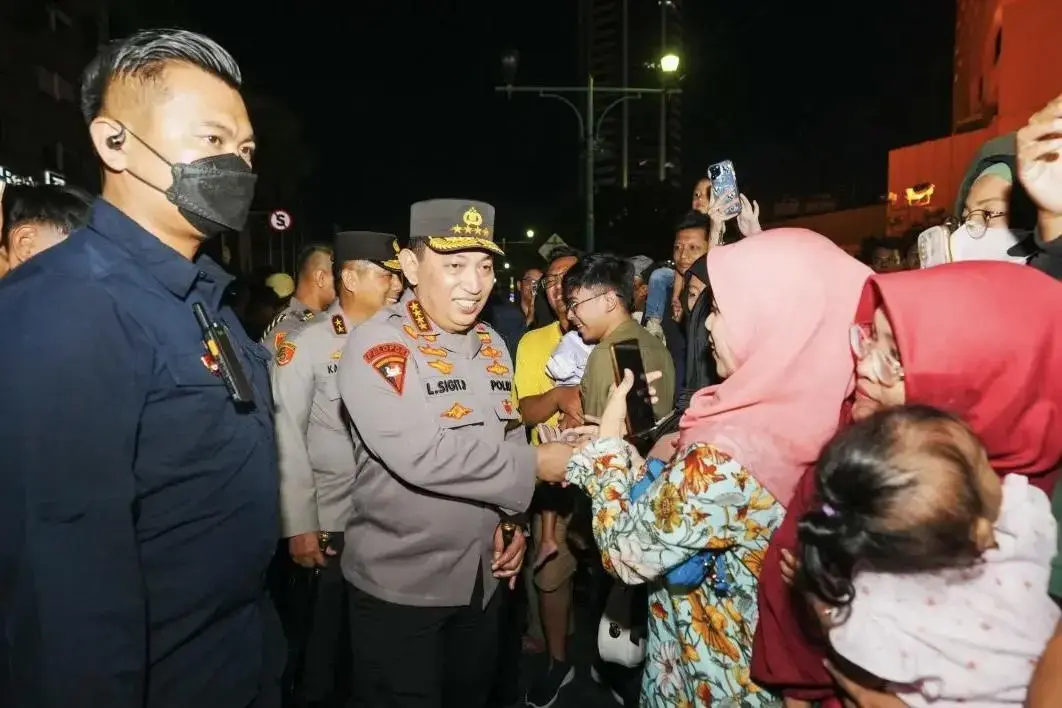 inp-chief-monitors-new-years-eve-security-at-bundaran-hi