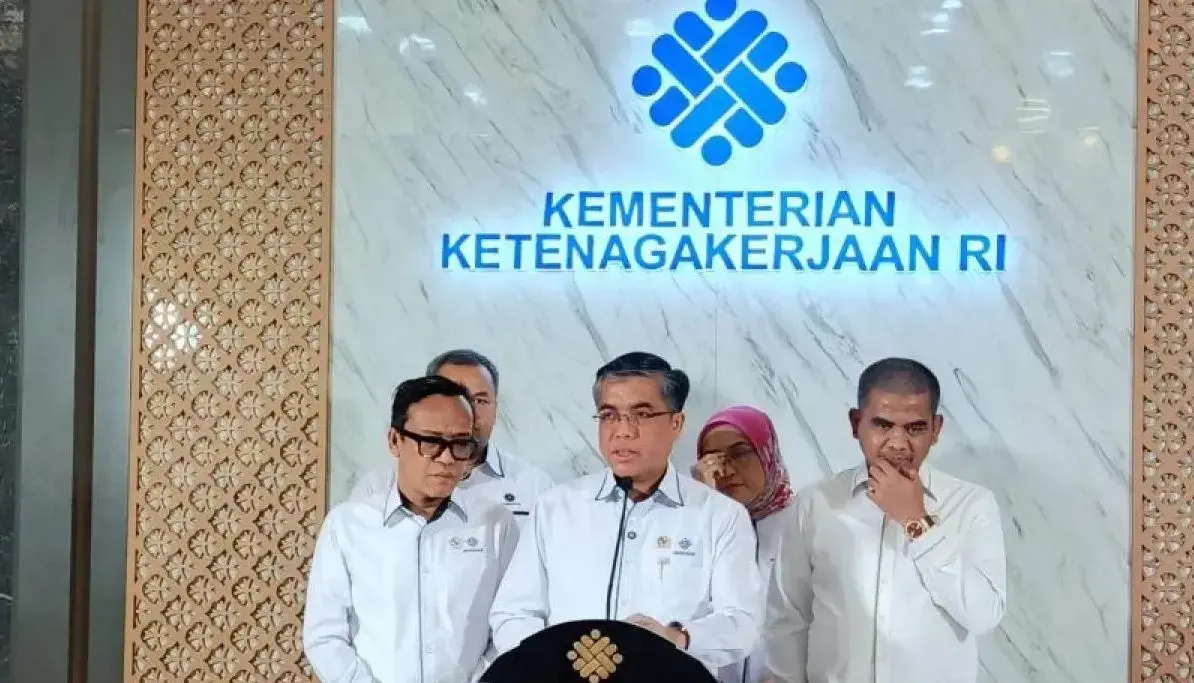 indonesia-disburses-wage-subsidy-to-245-million-workers-in-first-phase