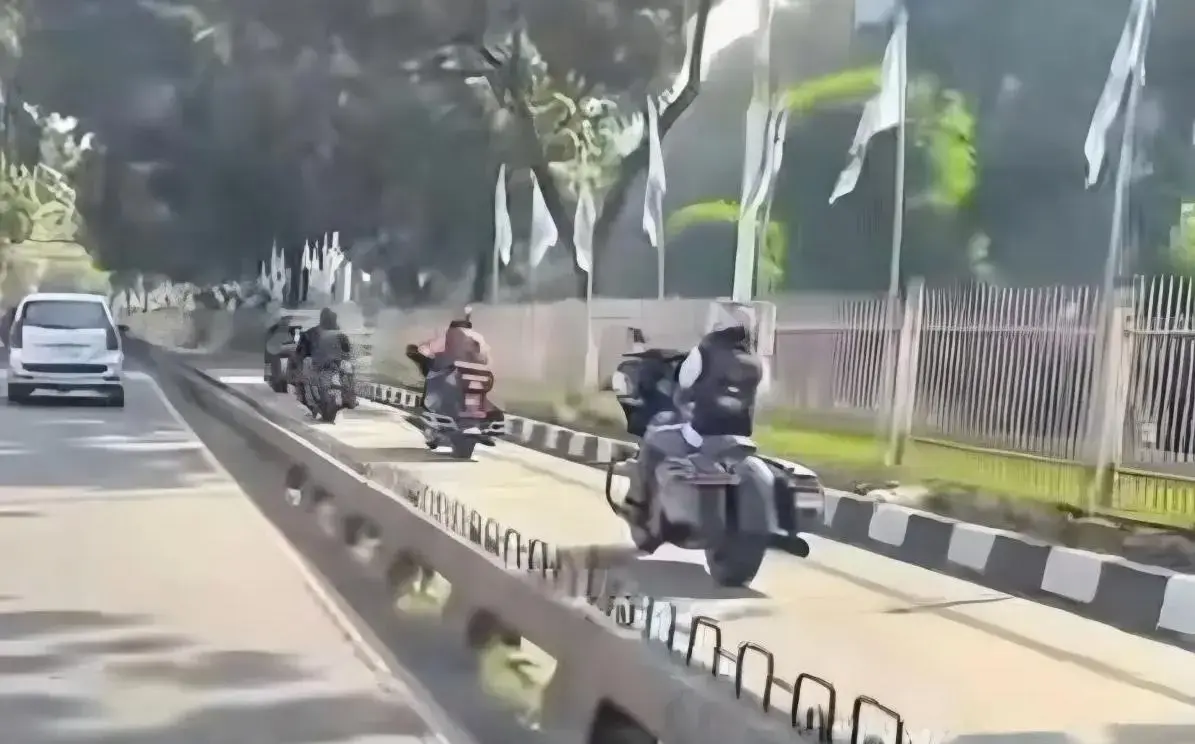 caught-on-camera-harley-riders-face-fines-for-using-transjakarta-lane
