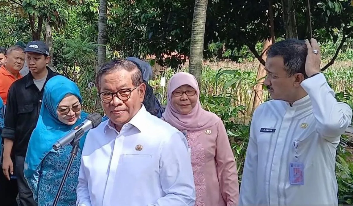 jakarta-workers-earning-up-to-rp62-million-can-ride-transjakarta-mrt-and-lrt-for-free