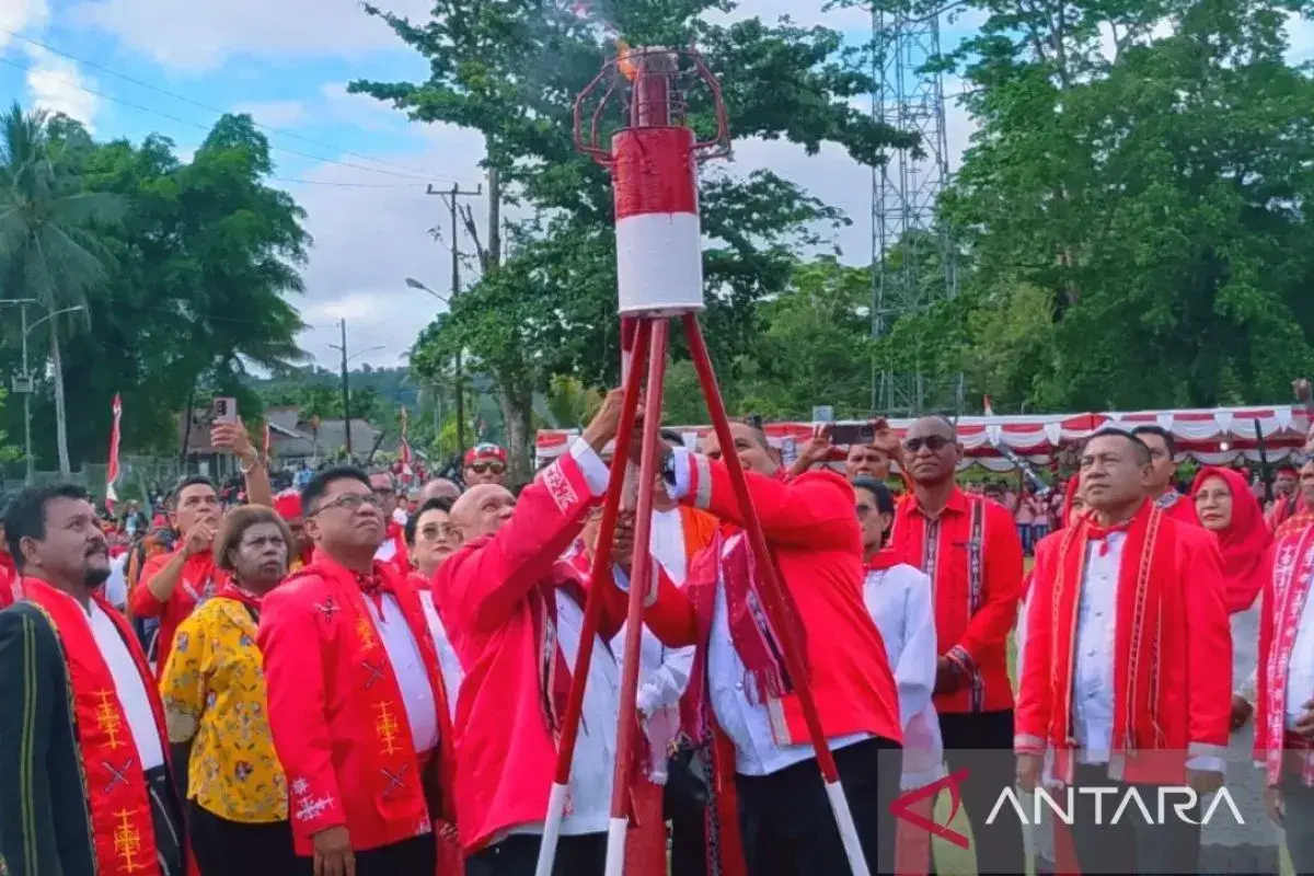 biak-numfor-regent-invites-papuans-to-unite-defending-indonesian-sovereignity