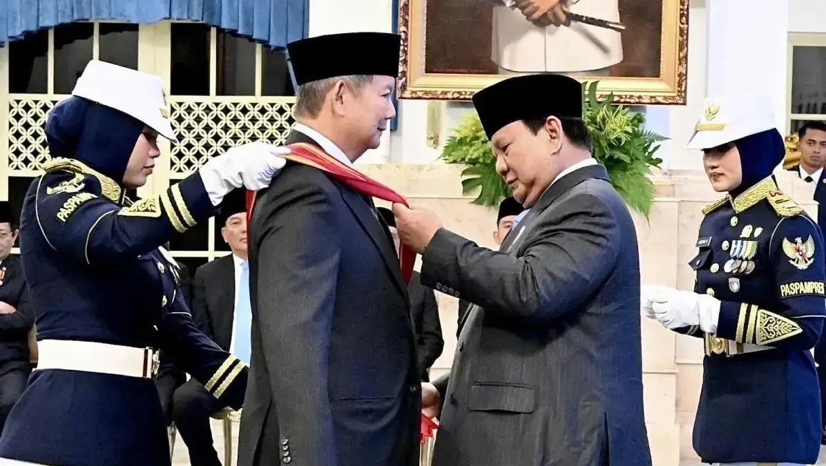envoy-hashim-admits-feeling-uneasy-receiving-honor-directly-from-brother-president-prabowo