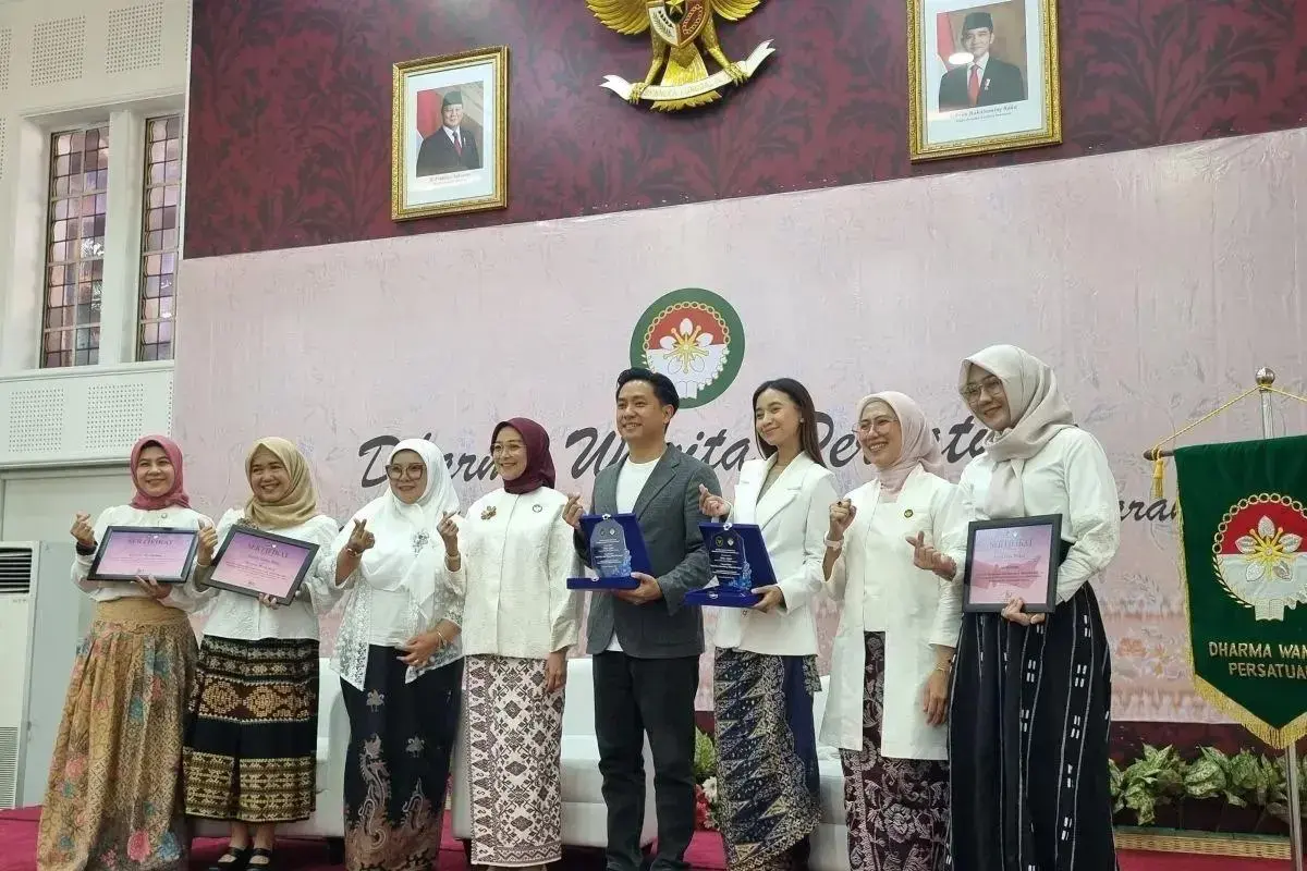 the-importance-of-digital-and-entrepreneurship-literacy-for-women