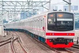 jakarta-kota-tanjung-priok-commuter-line-returns-following-tidal-floods