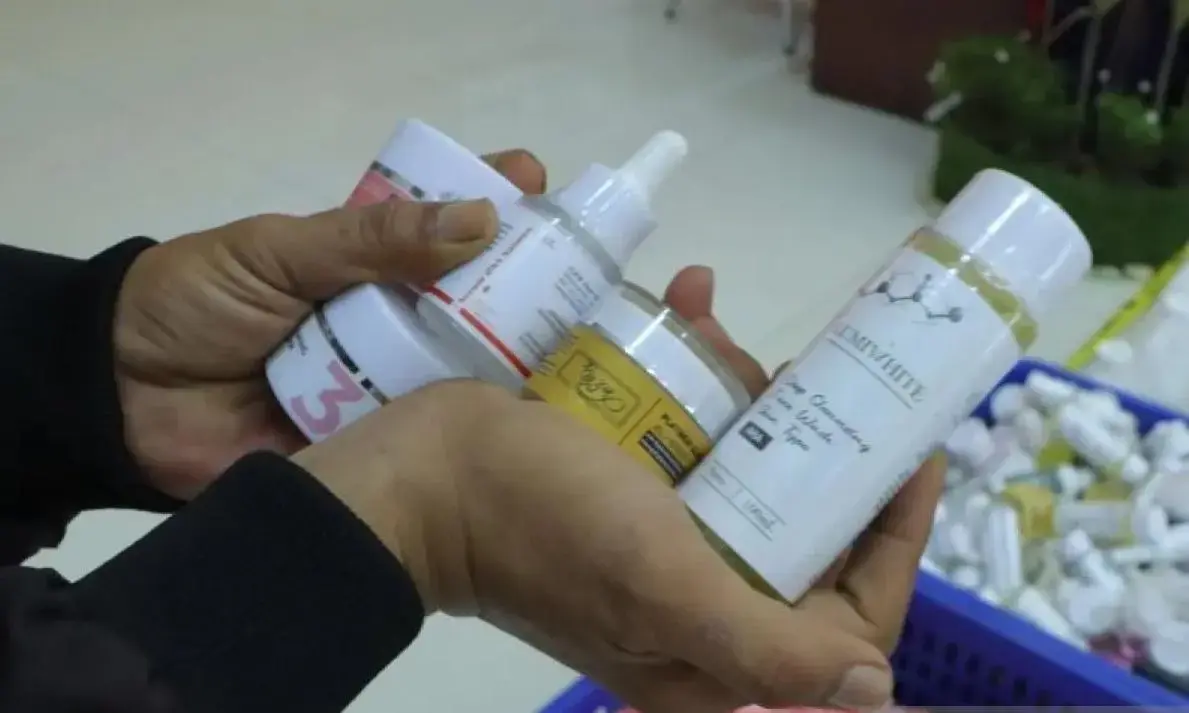 bekasi-police-bust-counterfeit-cosmetic-operation-using-tapioca-flour