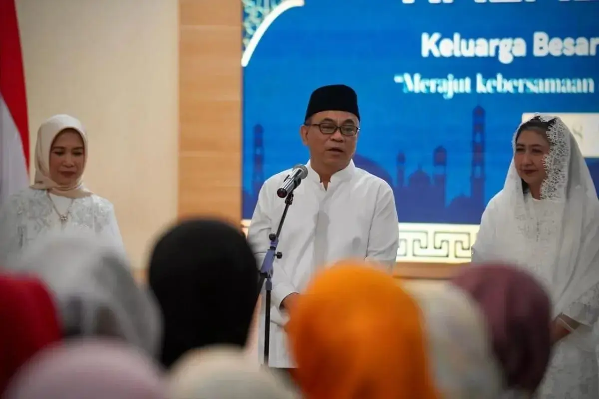 budi-arie-believes-village-cooperatives-can-strengthen-national-economic-resilience