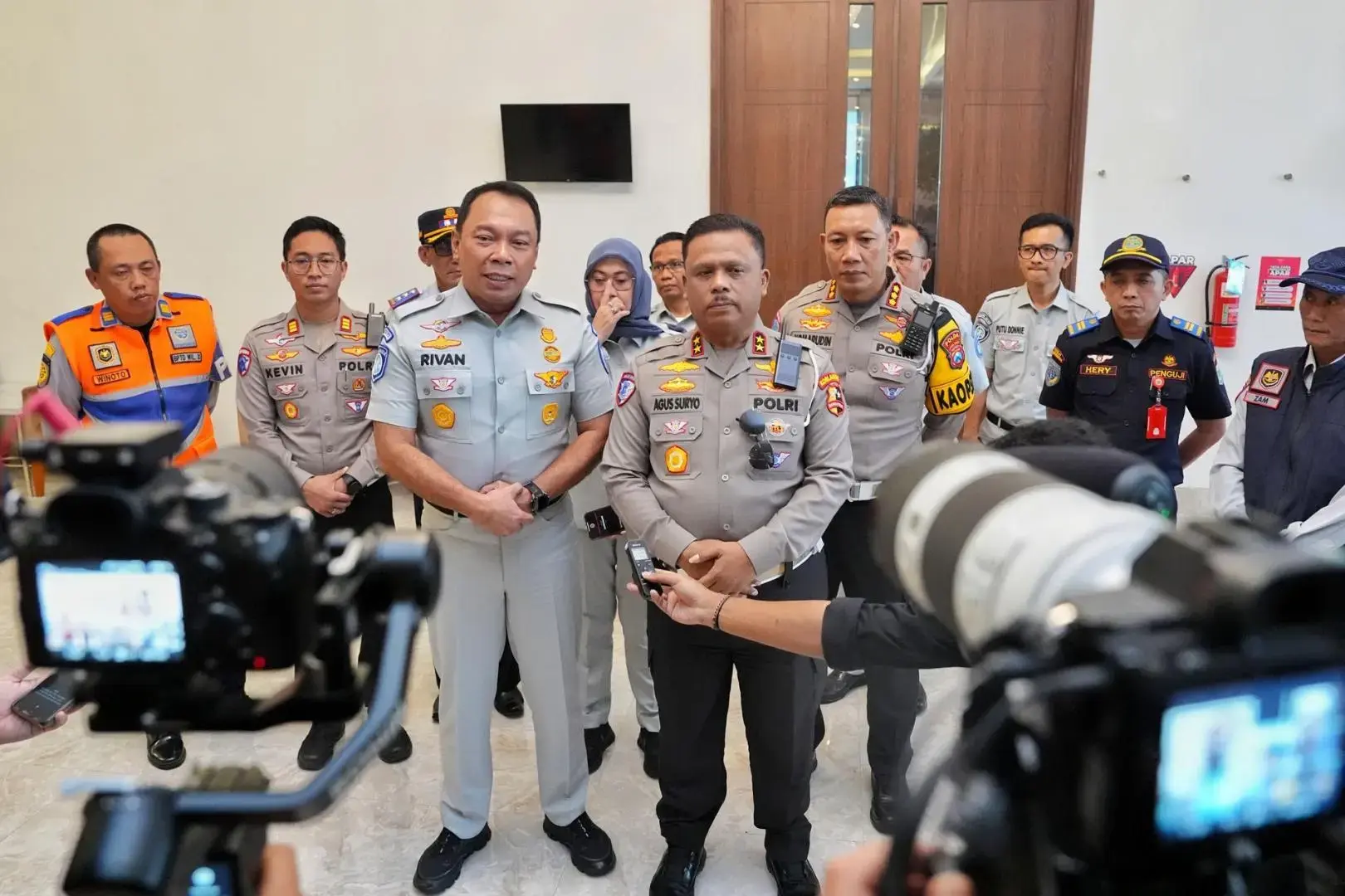 inp-traffic-corps-reviews-ketupat-operation-preparation-in-batu-tourism-city