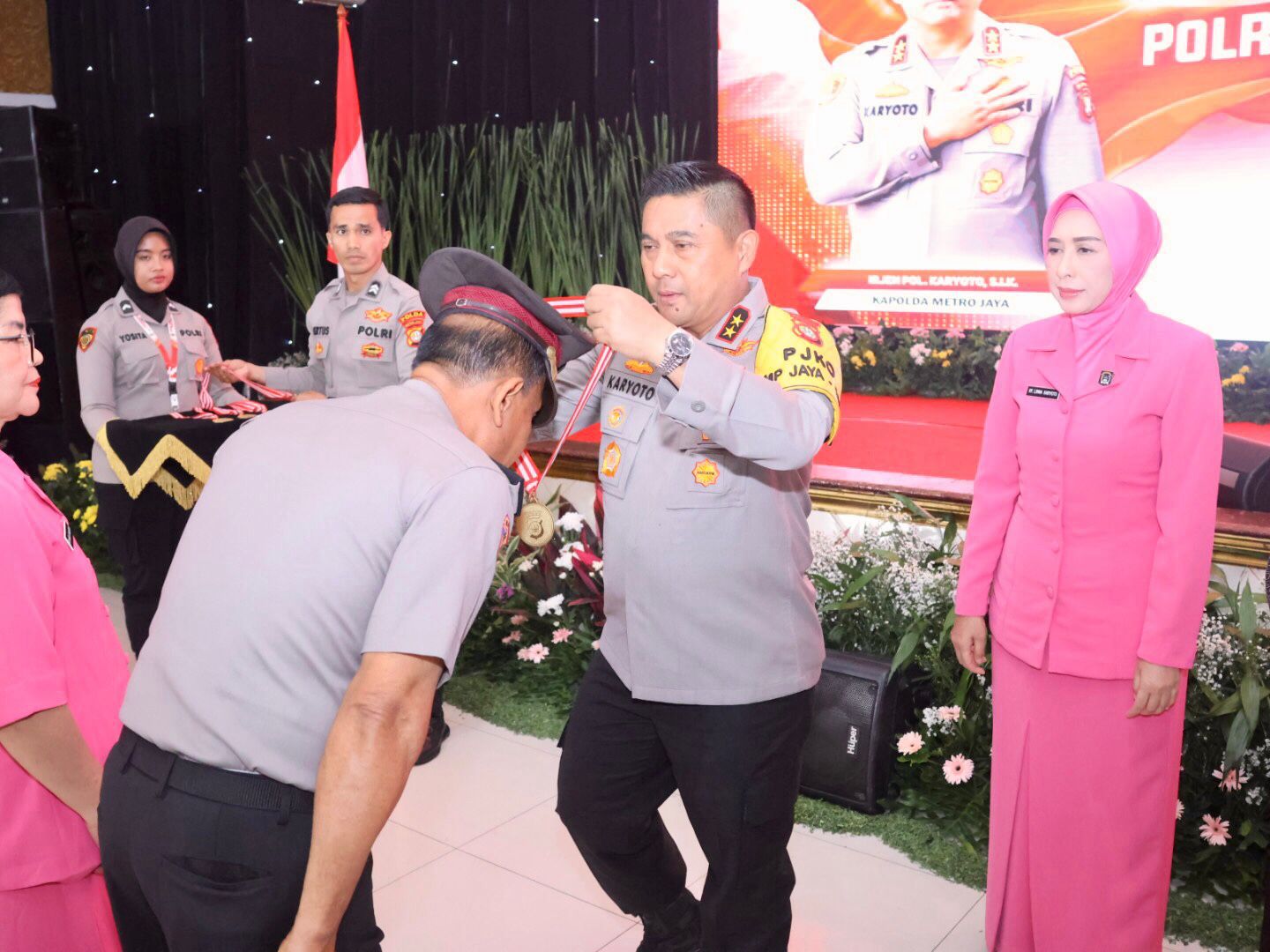 metro-jaya-regional-police-officially-released-202-retired-personnel