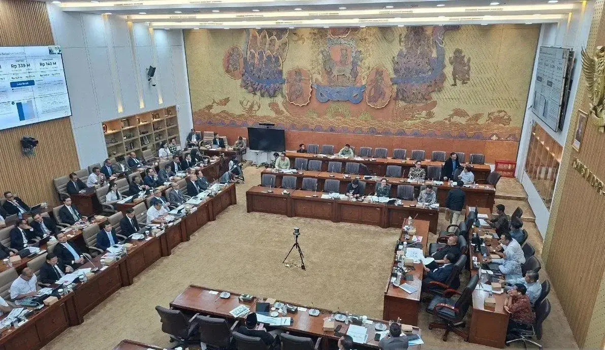 garuda-ceo-flies-to-us-with-president-prabowo-talks-boeing-jet-deal