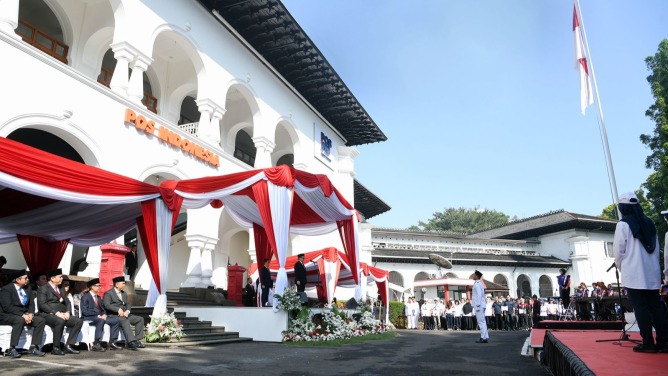 welcoming-the-79th-bhakti-postel-day-communicationg-and-information-minstry-raise-the-theme-of-digital-nusantara-for-advanced-indonesia