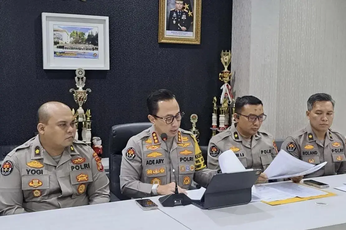 minister-budi-arie-faces-18-questions-in-online-gambling-investigation