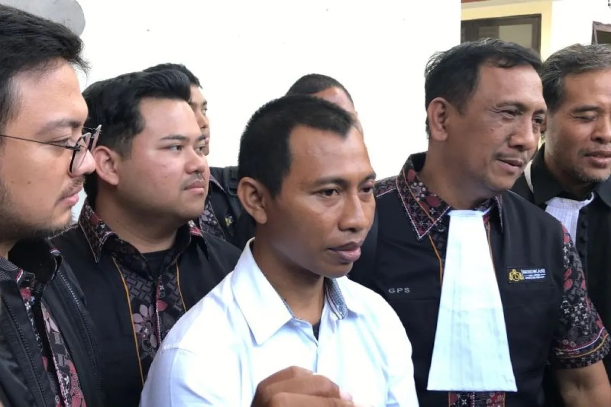 bali-man-acquitted-of-keeping-javan-porcupines