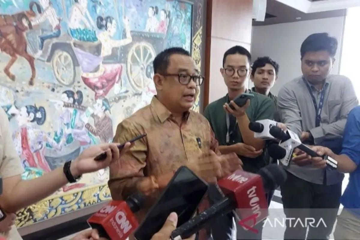 jokowi-appoints-muhadjir-as-the-acting-minister-of-social-affairs