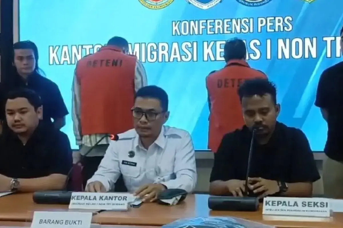 iranian-citizens-arrested-for-alleged-theft-at-e-toll-counter-in-serang