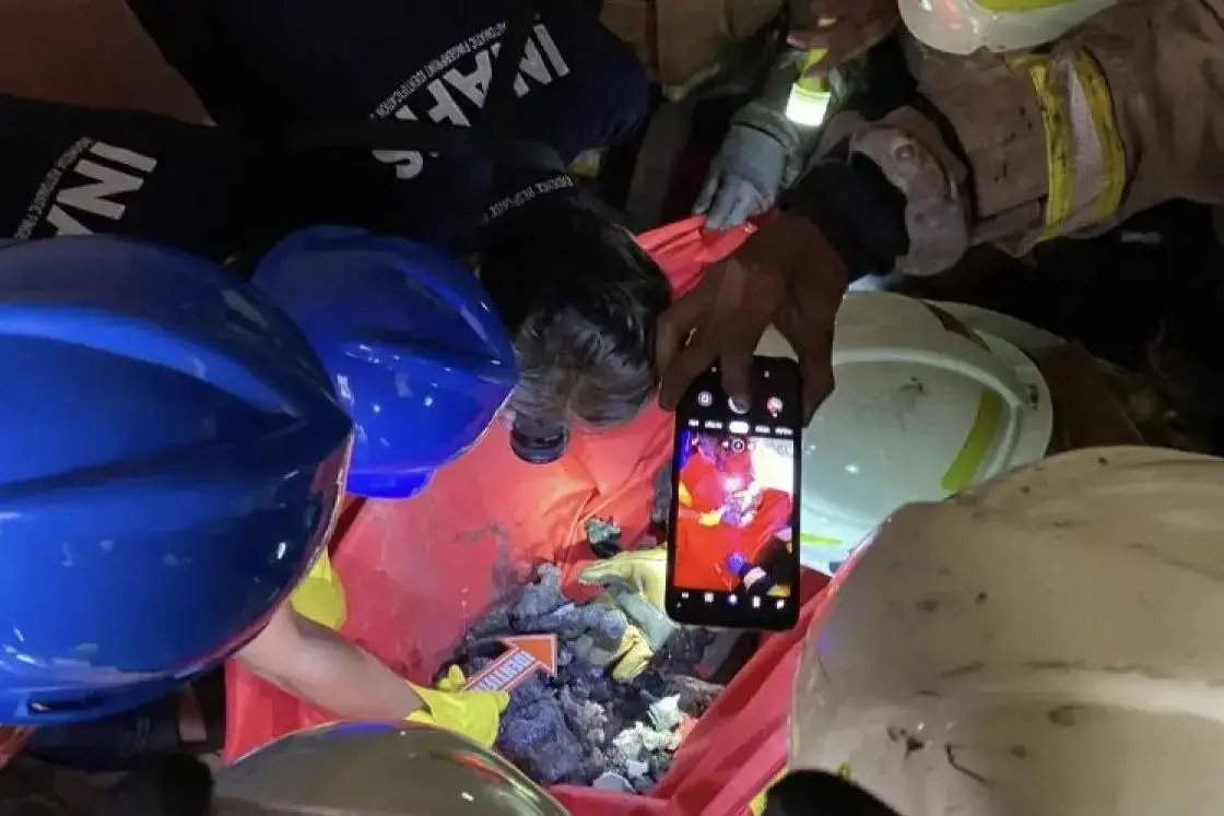 missing-persons-rise-to-eleven-in-glodok-plaza-fire