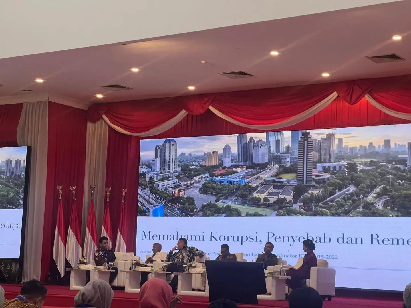 celebrating-world-anti-corruption-day-inp-launched-two-new-books