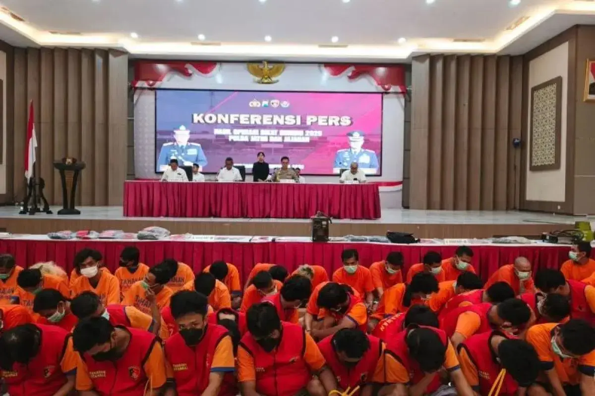 east-java-police-bust-1443-crime-cases-arrest-over-1100-suspects-in-massive-crackdown