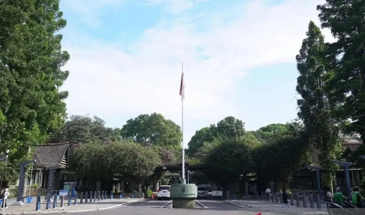 itb-responds-to-students-arrest-over-meme-of-president-prabowo