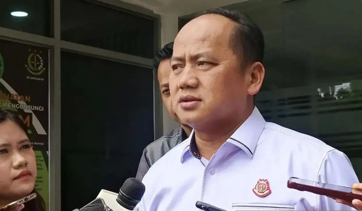 ago-slaps-travel-ban-to-ex-tax-chief-and-four-others-in-major-tax-manipulation-case