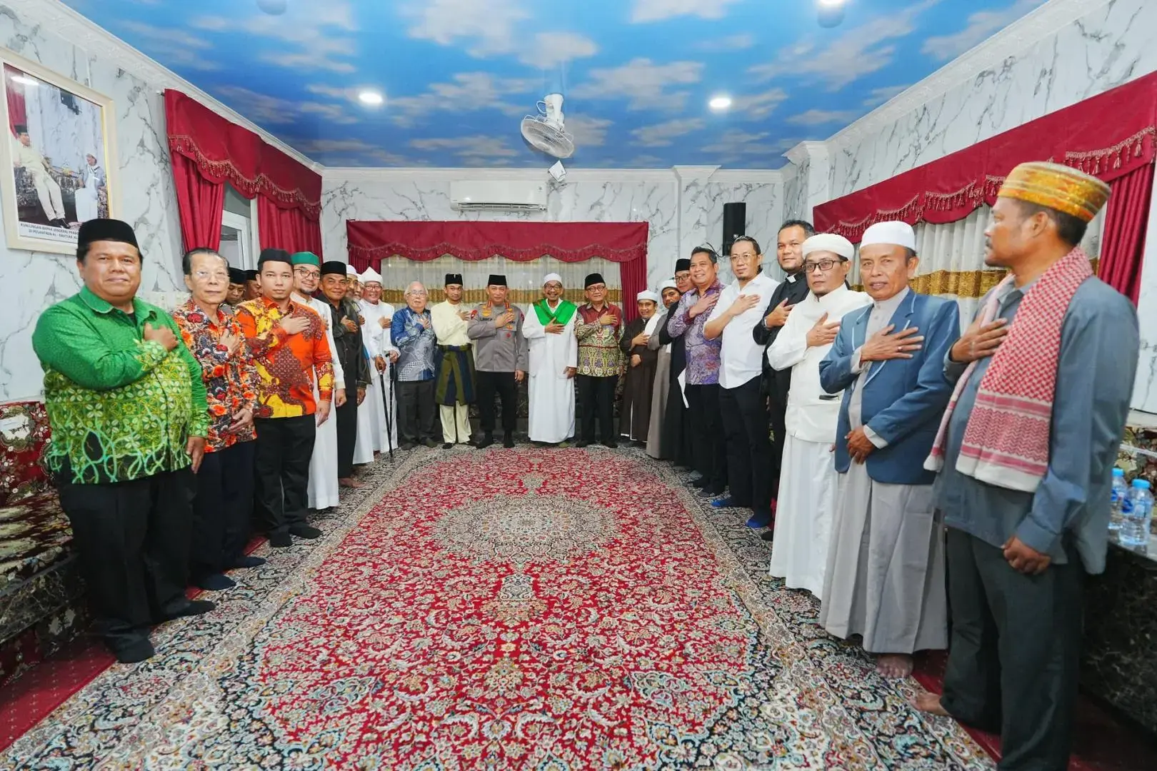inp-chief-met-with-interfaith-leaders-in-medan