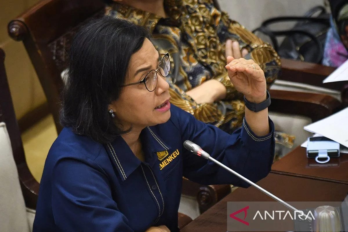 indonesias-debt-relatively-safe-finance-minister-says