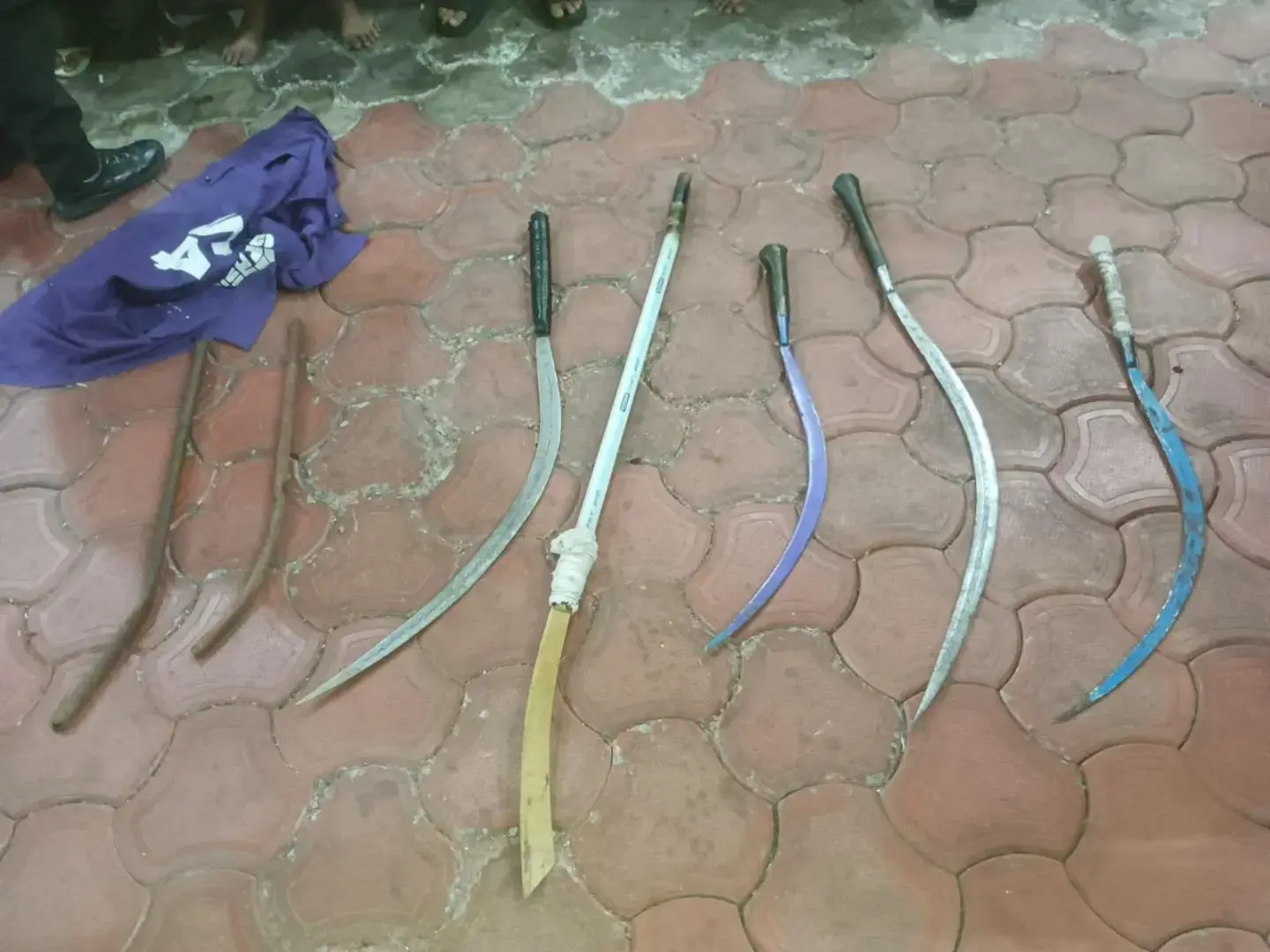 police-thwarted-brutal-clash-between-two-groups-in-central-jakarta