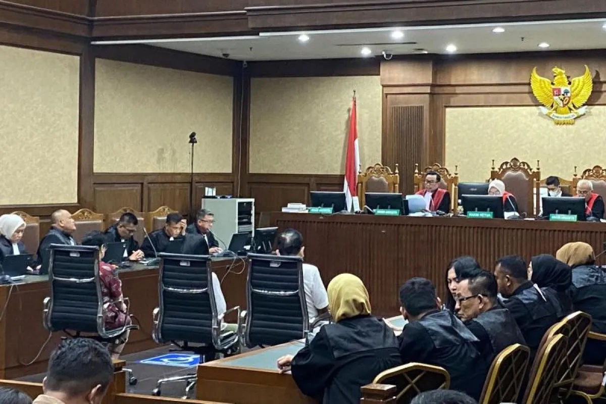 zarof-ricar-sentenced-to-16-years-for-bribery-and-gratification