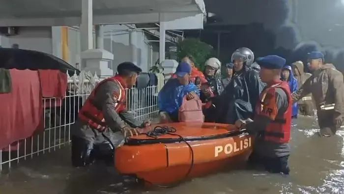 police-remains-on-alert-following-bmkgs-prediction-of-extreme-weather-in-jakarta