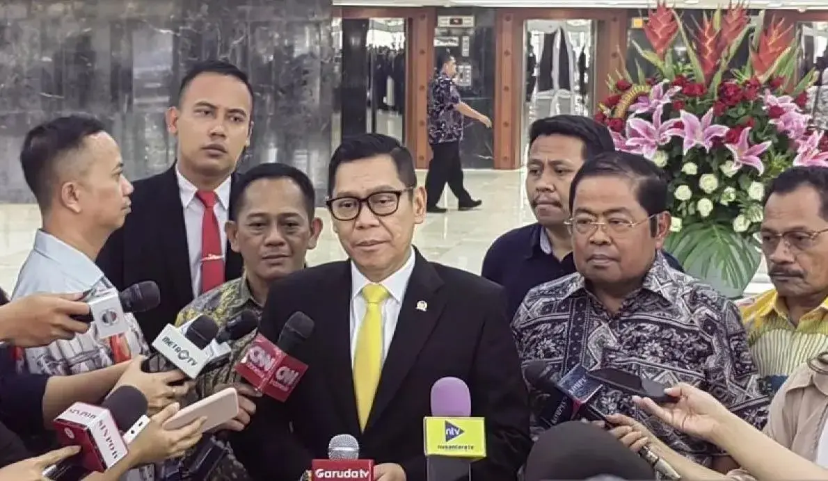 dpr-awaits-president-prabowos-decision-on-proposed-12-vat-increase