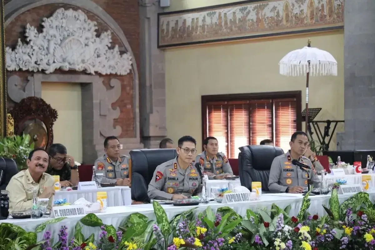 bali-police-chief-meets-foreign-consuls-to-discuss-tourism-security