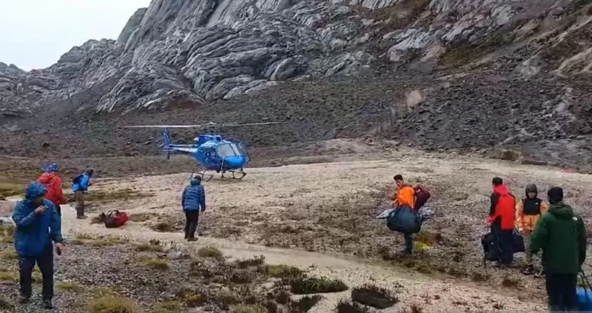 carstensz-pyramid-surviving-climbers-to-return-to-jakarta-today-police-says