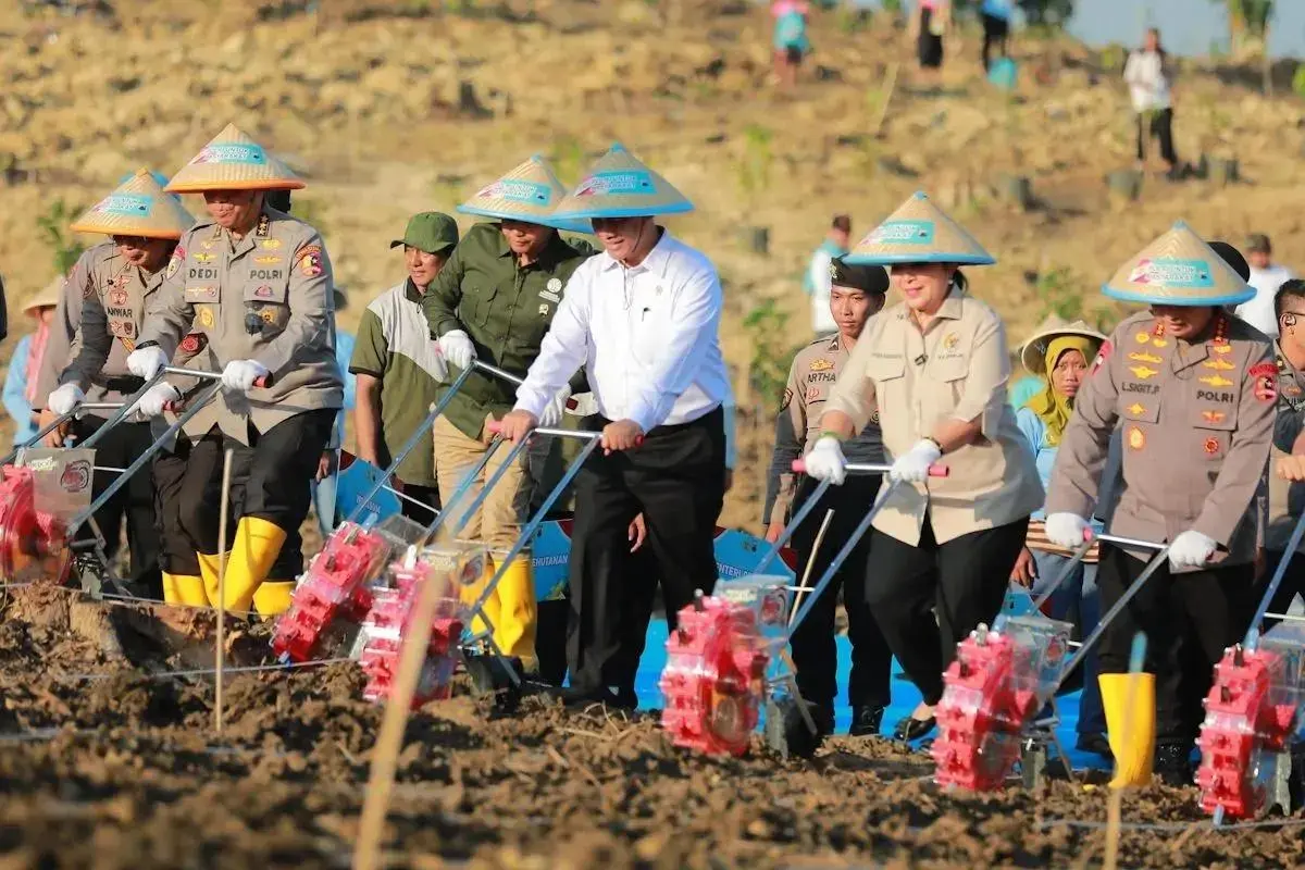 agriculture-ministry-police-strengthen-corn-self-sufficiency-drive