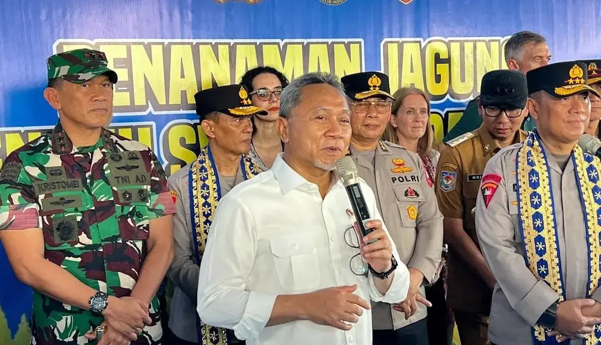 rice-and-corn-stocks-secure-no-imports-needed-this-year-minister-zulkifli