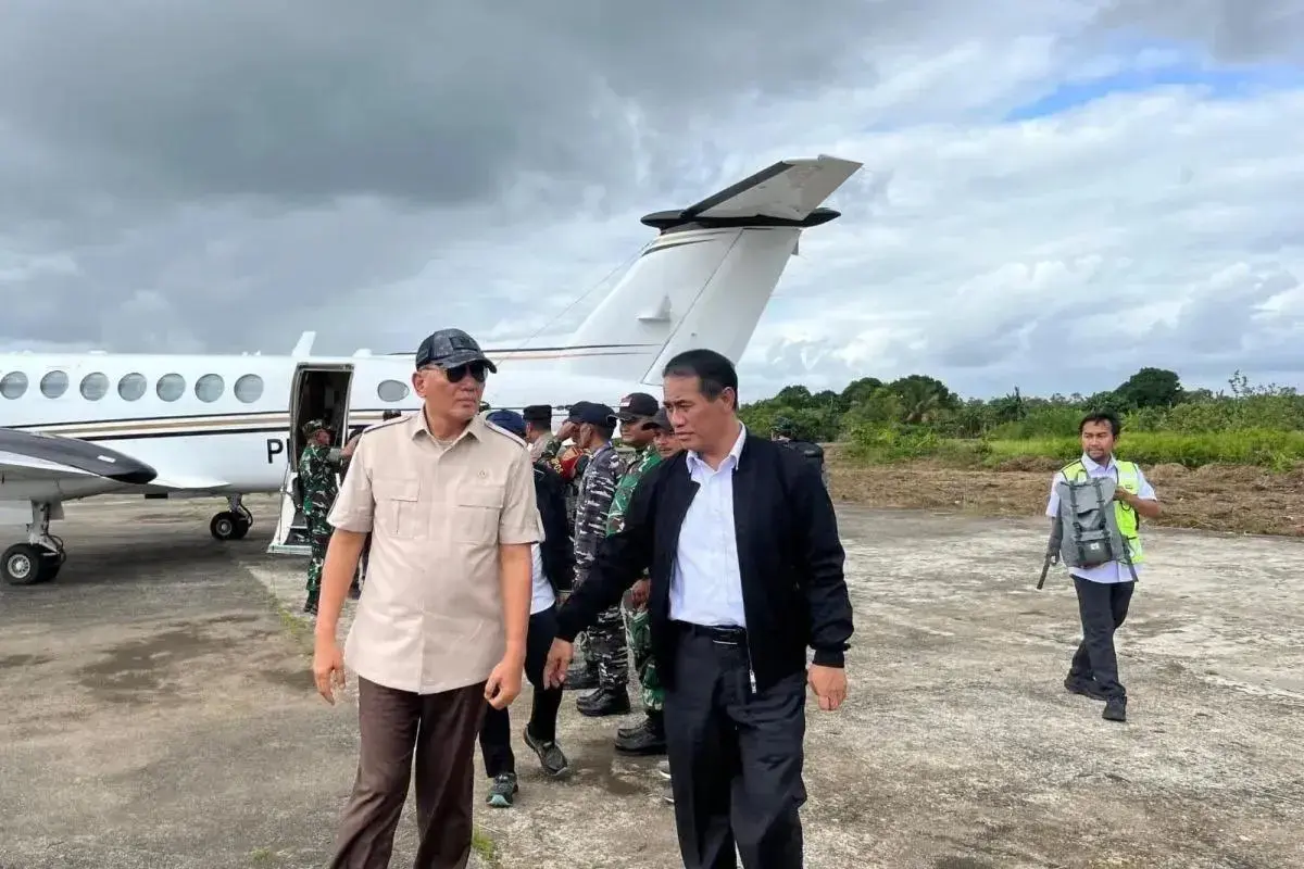 defense-minister-visits-south-papua-to-review-palm-based-biodiesel-project