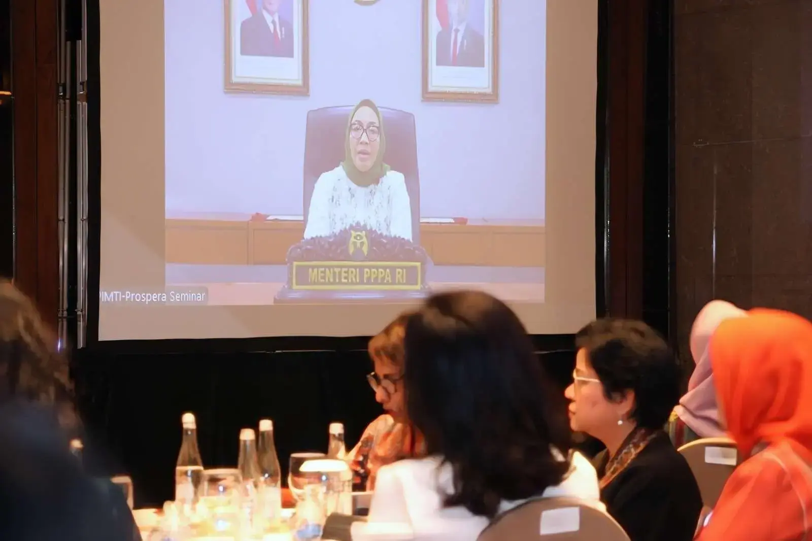 minister-arifah-fauzi-pushed-for-women-leadership-at-the-government-level