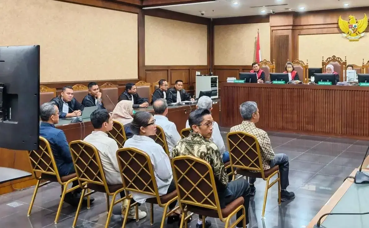 eight-labor-ministry-officials-charged-over-extortion-case-from-foreign-worker-permit-agents